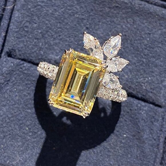 🎁 Yellow CZ Silver Plated Flower Rectangle Crystal Ring for Women, HA4399-6 - Picture 1 of 5